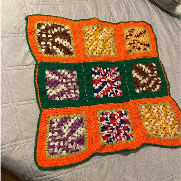 Vintage Handmade lap granny square Afghan - Picture 2 of 6